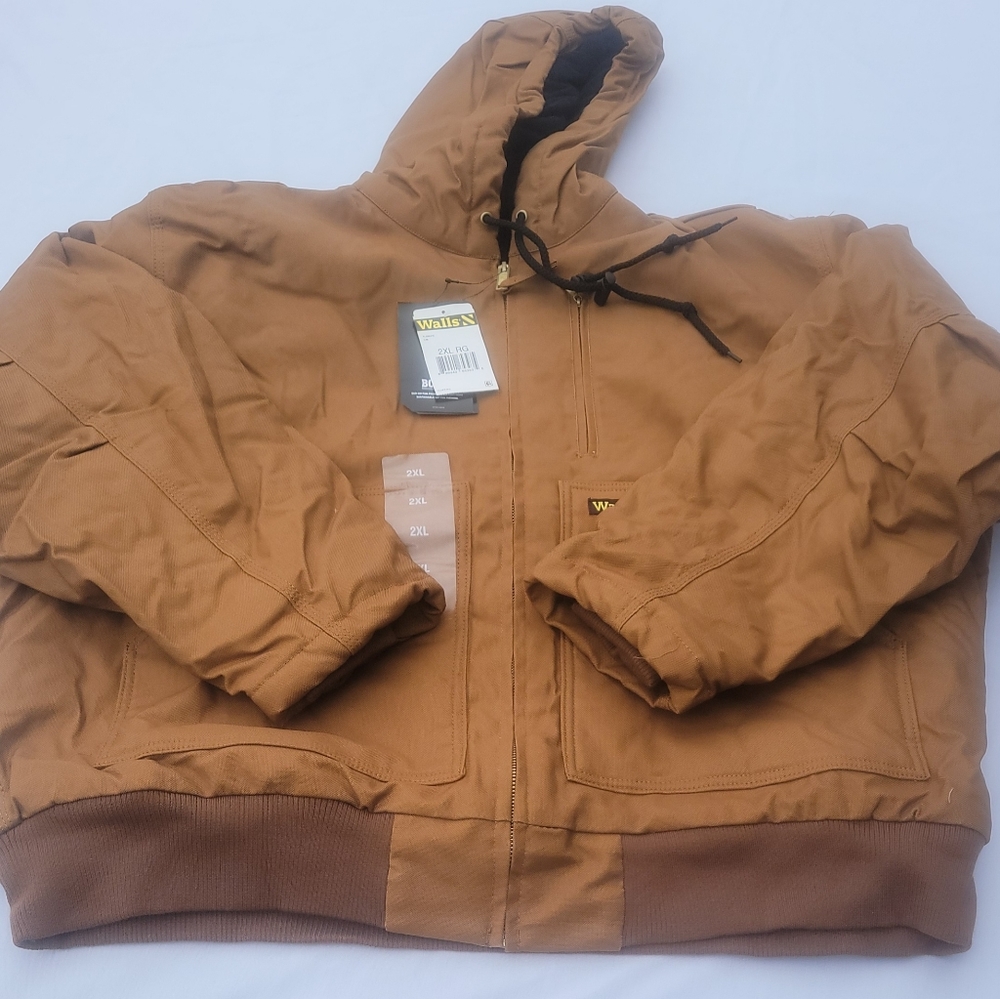 Walls Men's Insulated Bomber Jacket . Brown. Pockets, Hoodie, Articulated sleeve